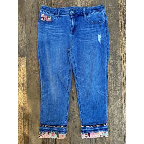 Chico’s So Slimming Girlfriend Slim Leg Ankle Patchwork Cuffed Jeans Size 12P - Picture 1 of 8